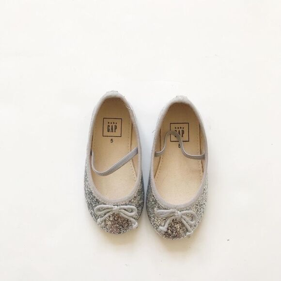 Babygap silver glitter bow flats EUC size 5 - Picture 2 of 4